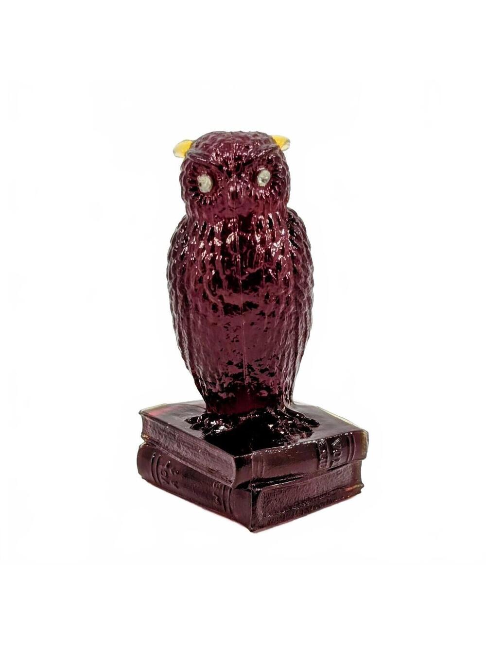 Vtg Westmoreland Amberina Owl on Books - glows!